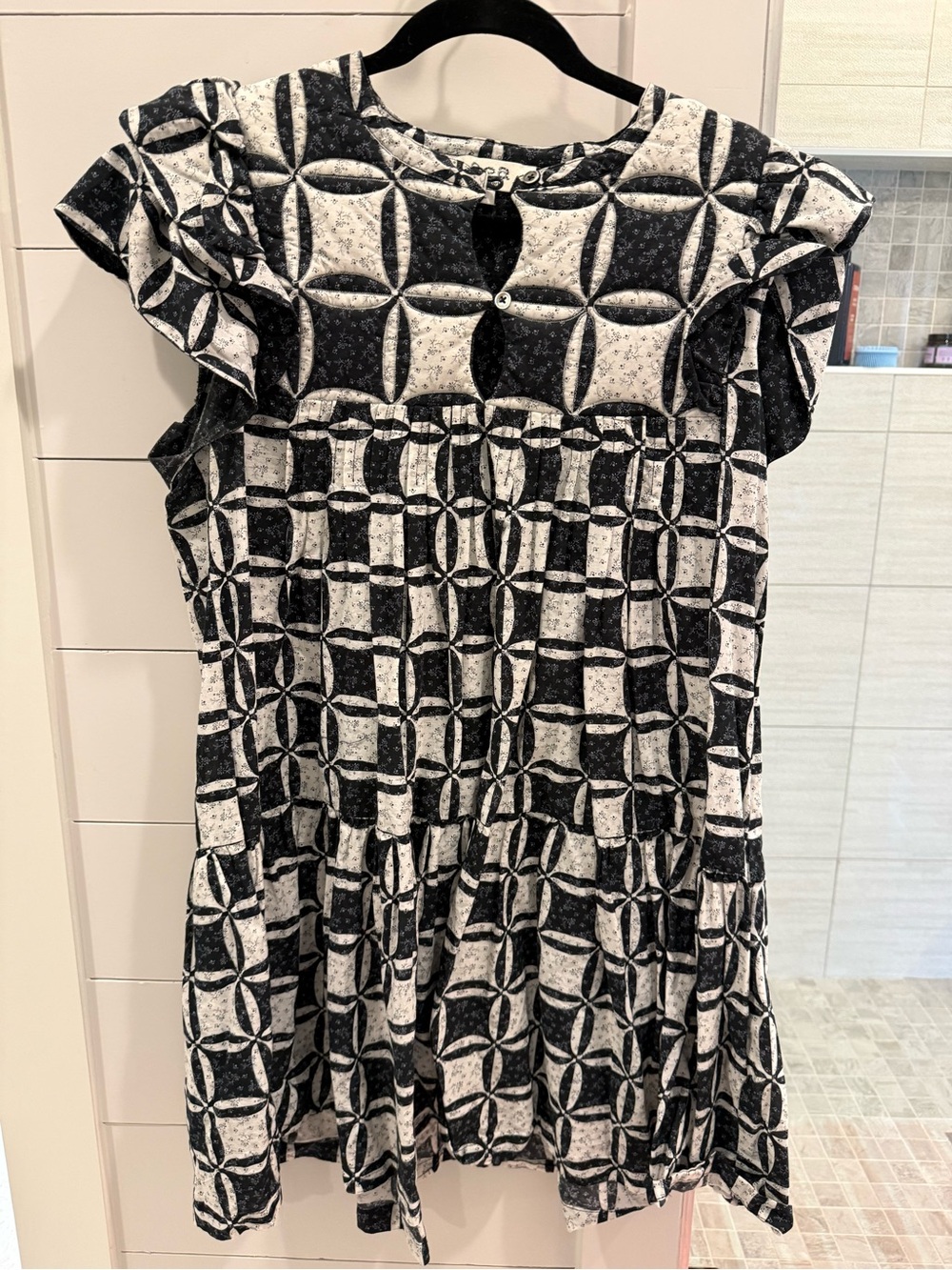 Sea New York Black & White Geometric Flutter-Sleeve Dress